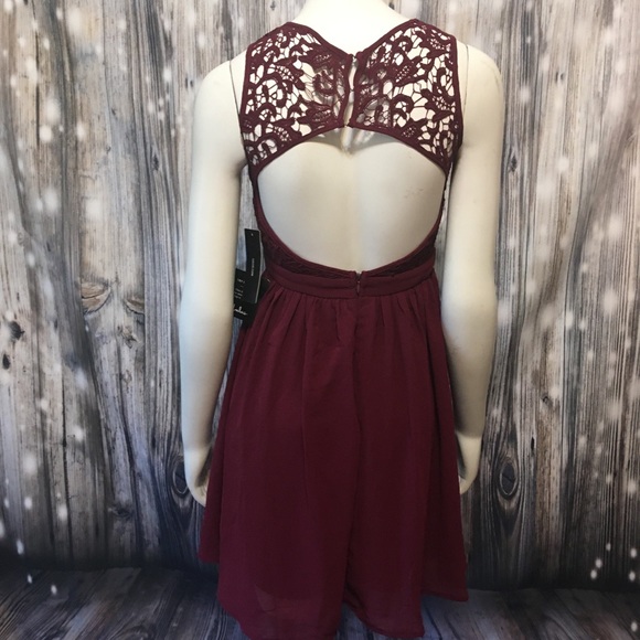 NWT Lulu’s Mini Dress - Picture 6 of 10